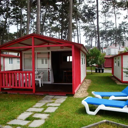 Kamp alanı Parque De Campismo Orbitur São Pedro de Muel